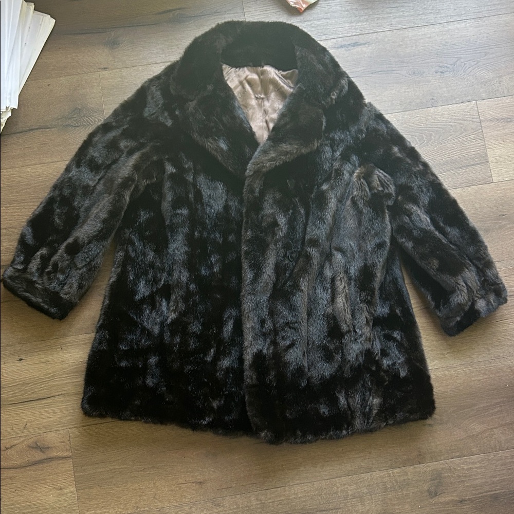Vintage Classic Black Fur Coat - Women's Jacket ! Large